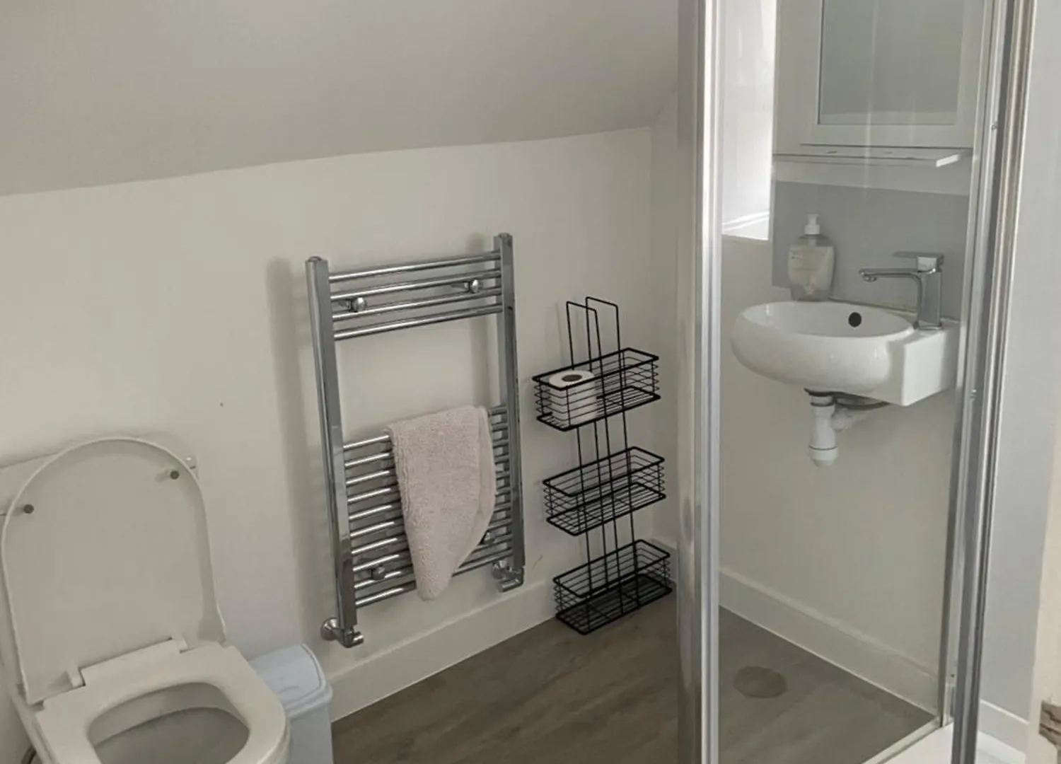 **  The White Hart Inn Twickenham United Kingdom